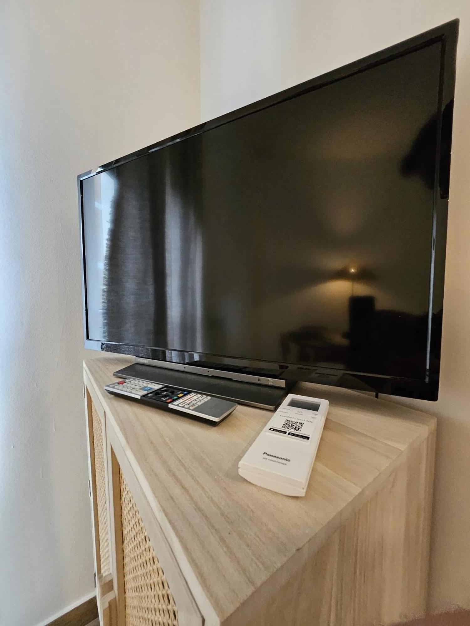 Hbhall Linate Apartment ミラノ エクステリア 写真